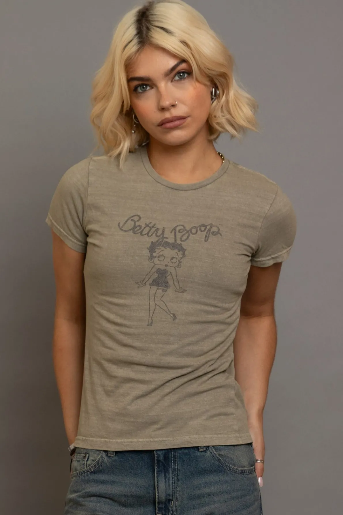 Daisy Street Betty Boop Washed Fitted Tee-Women Tops | T-Shirts