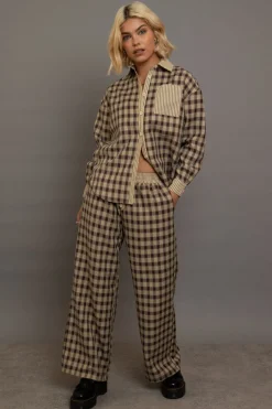 Daisy Street Check Wide Leg Trousers With Contrast Stripe Pockets-Women Trousers