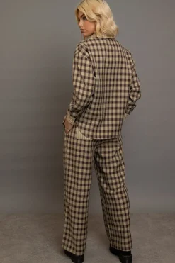 Daisy Street Check Wide Leg Trousers With Contrast Stripe Pockets-Women Trousers