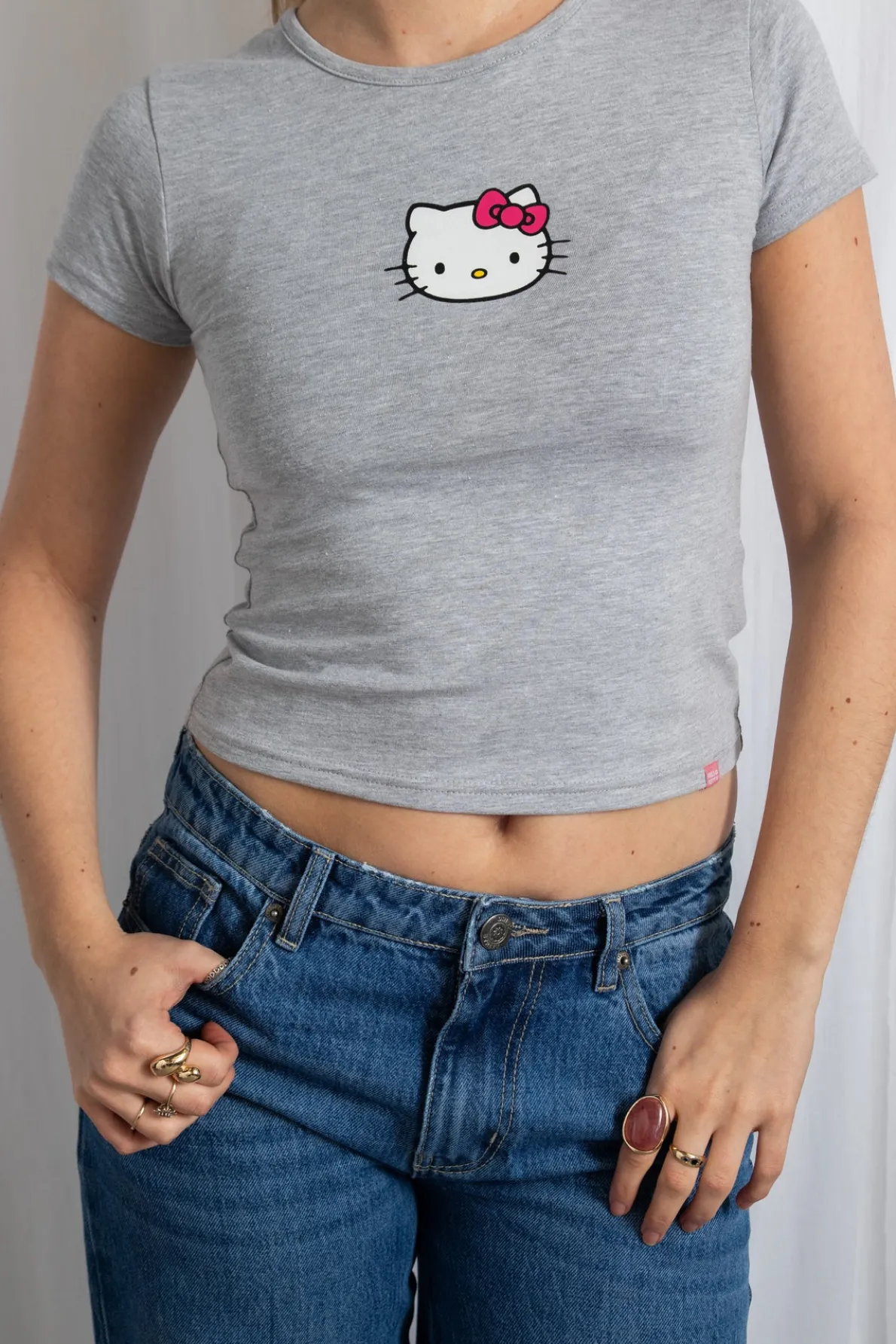 Daisy Street Hello Kitty Cropped Baby Tee-Women Tops | T-Shirts