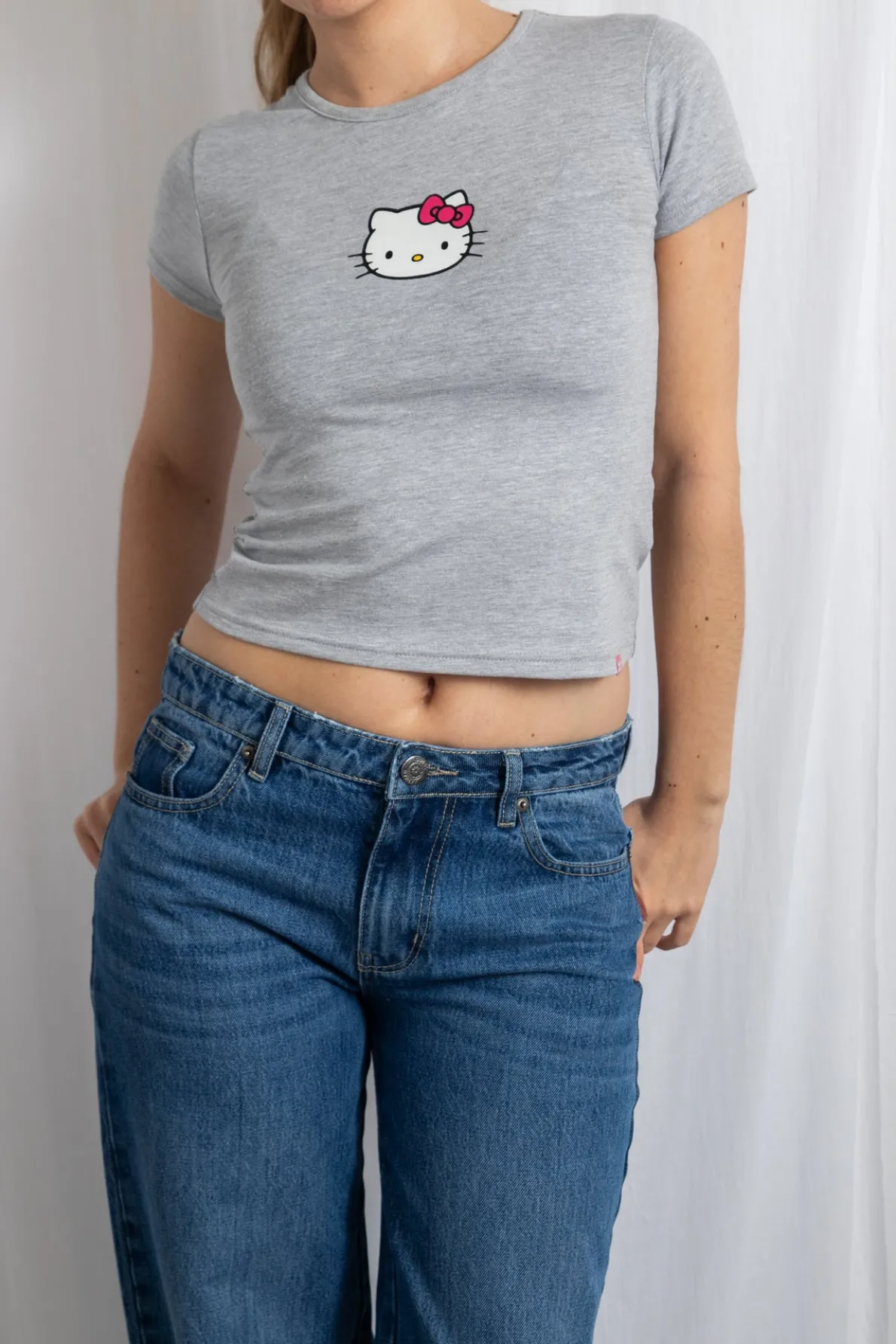 Daisy Street Hello Kitty Cropped Baby Tee-Women Tops | T-Shirts