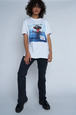 Daisy Street Licensed Relaxed T-Shirt With Gorillaz Print-Women T-Shirts