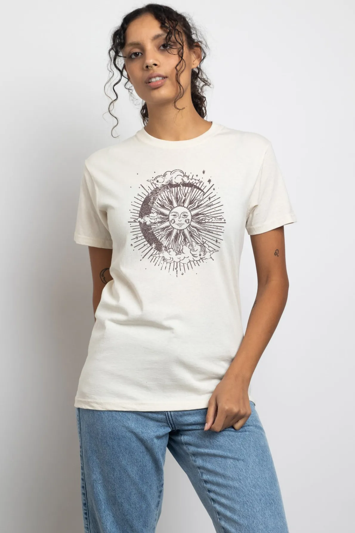 Daisy Street Relaxed T-Shirt with Venice Sun and Moon Graphic-Women T-Shirts