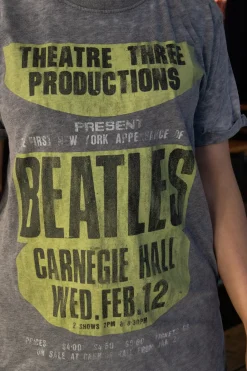 Daisy Street Relaxed T-Shirt with The Beatles Carnegie Hall Print-Women Band Tees | T-Shirts