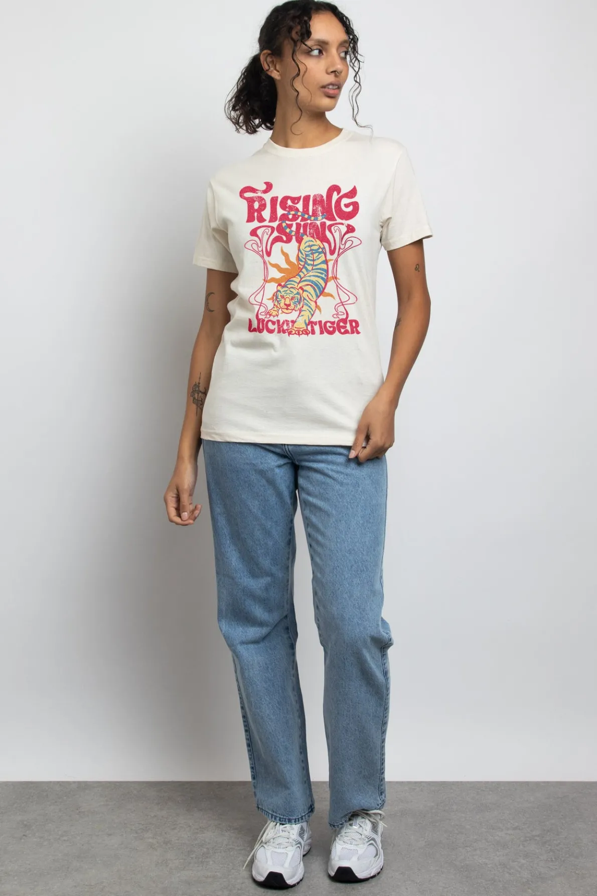 Daisy Street Relaxed T-Shirt with Lucky Tiger Print-Women T-Shirts