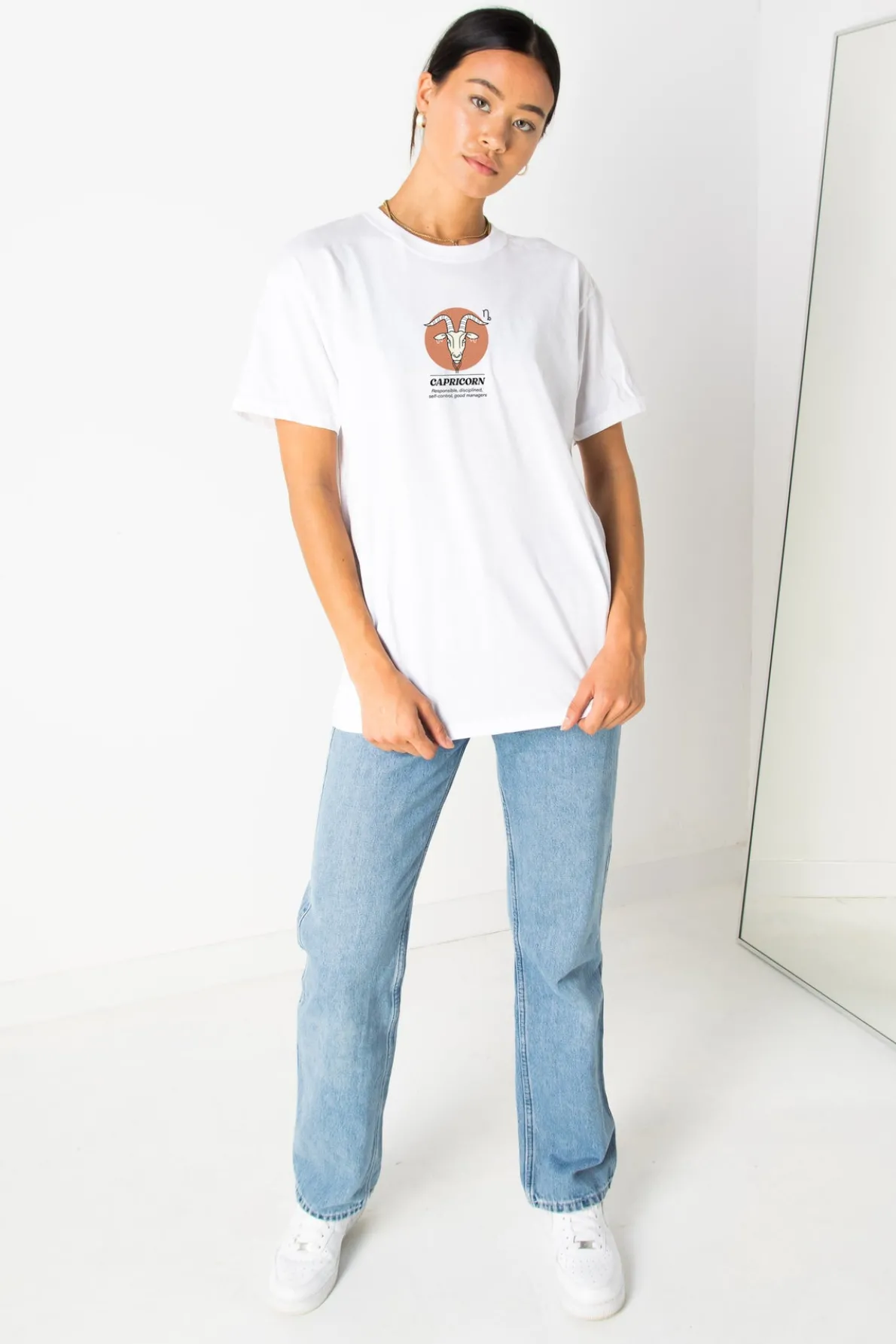 Daisy Street Relaxed T-Shirt with Capricorn Print-Women T-Shirts