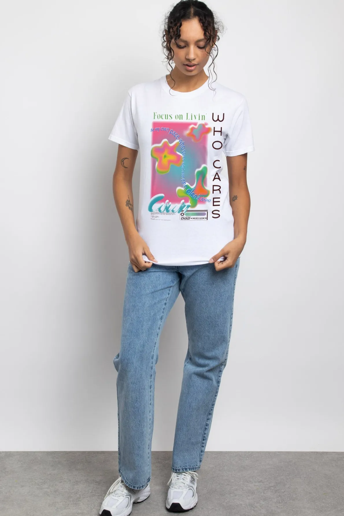 Daisy Street Relaxed T-Shirt with Living Life Print-Women T-Shirts
