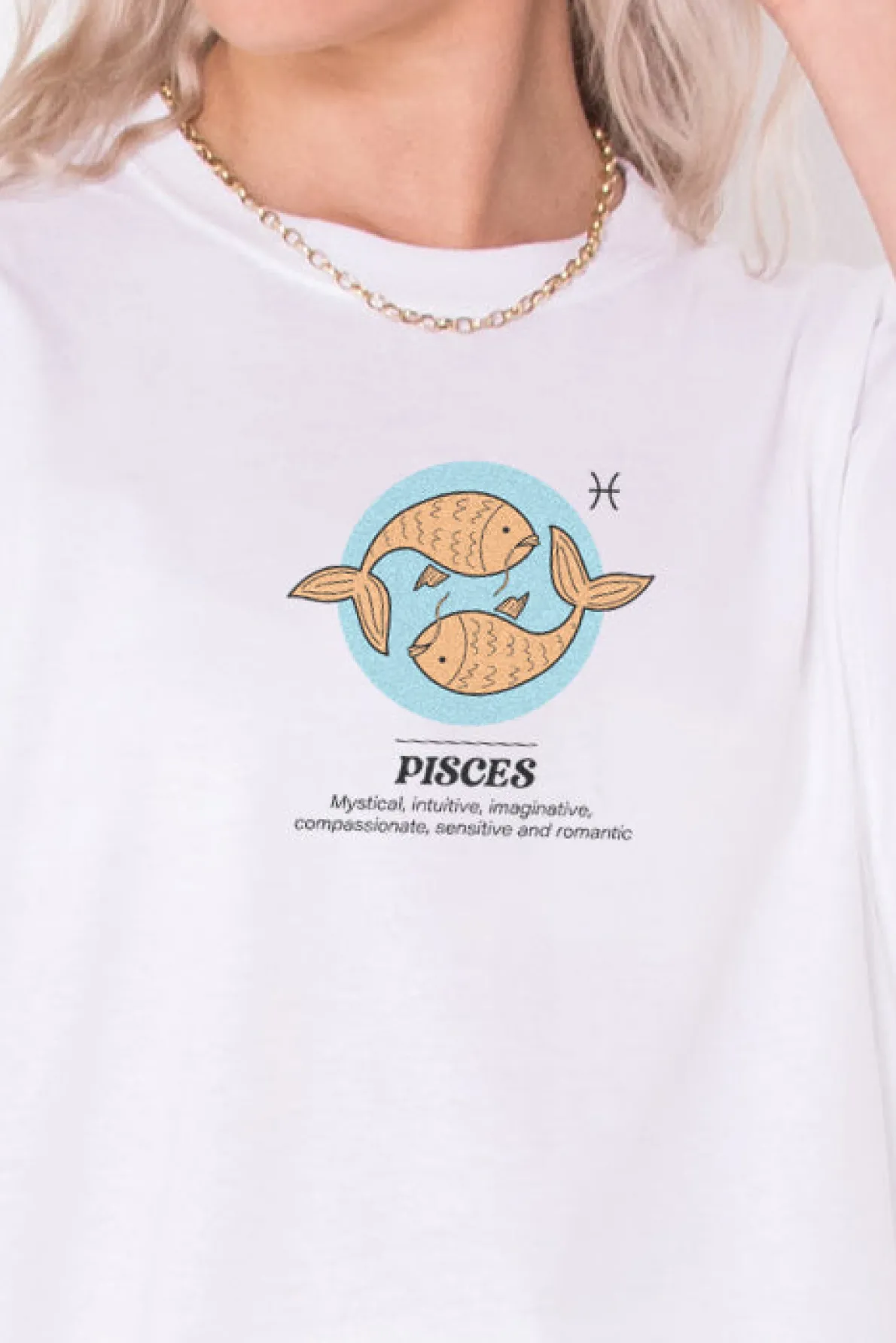 Daisy Street Relaxed T-Shirt with Pisces Print-Women T-Shirts