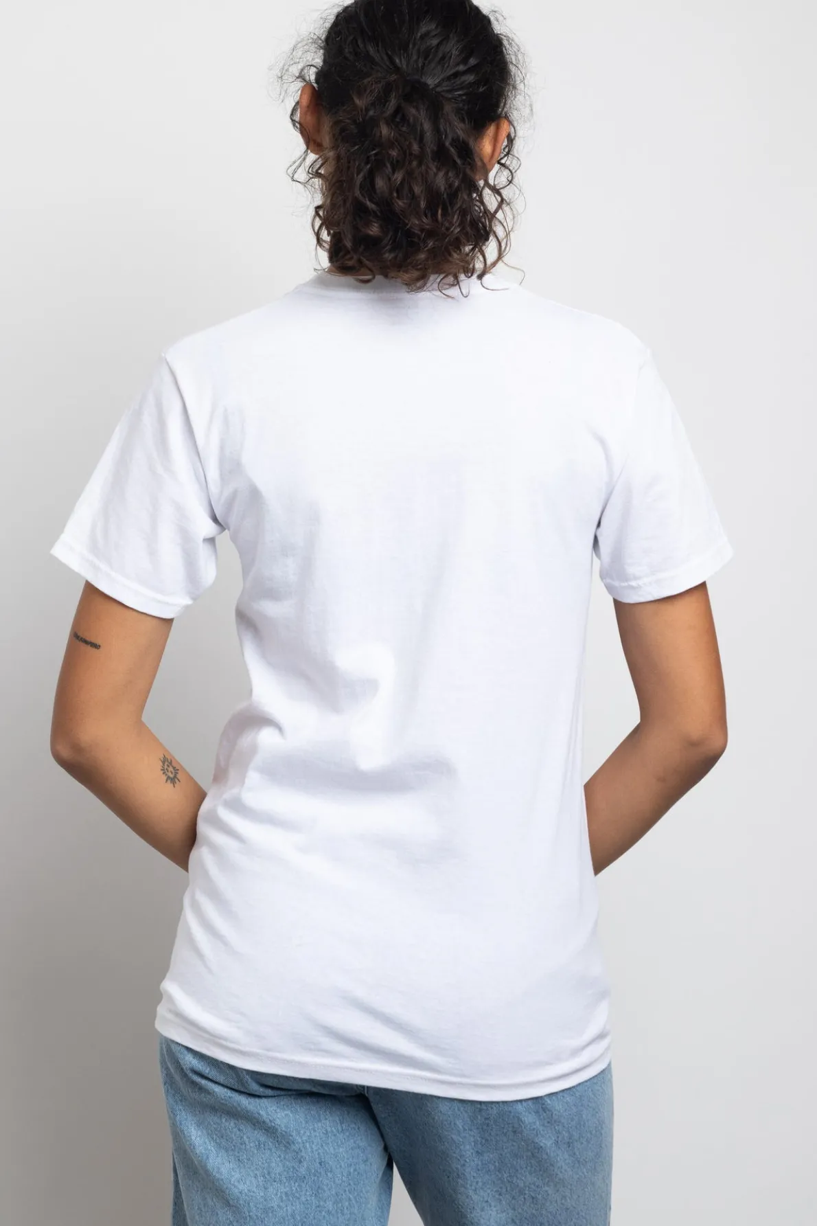 Daisy Street Relaxed T-Shirt with Living Life Print-Women T-Shirts