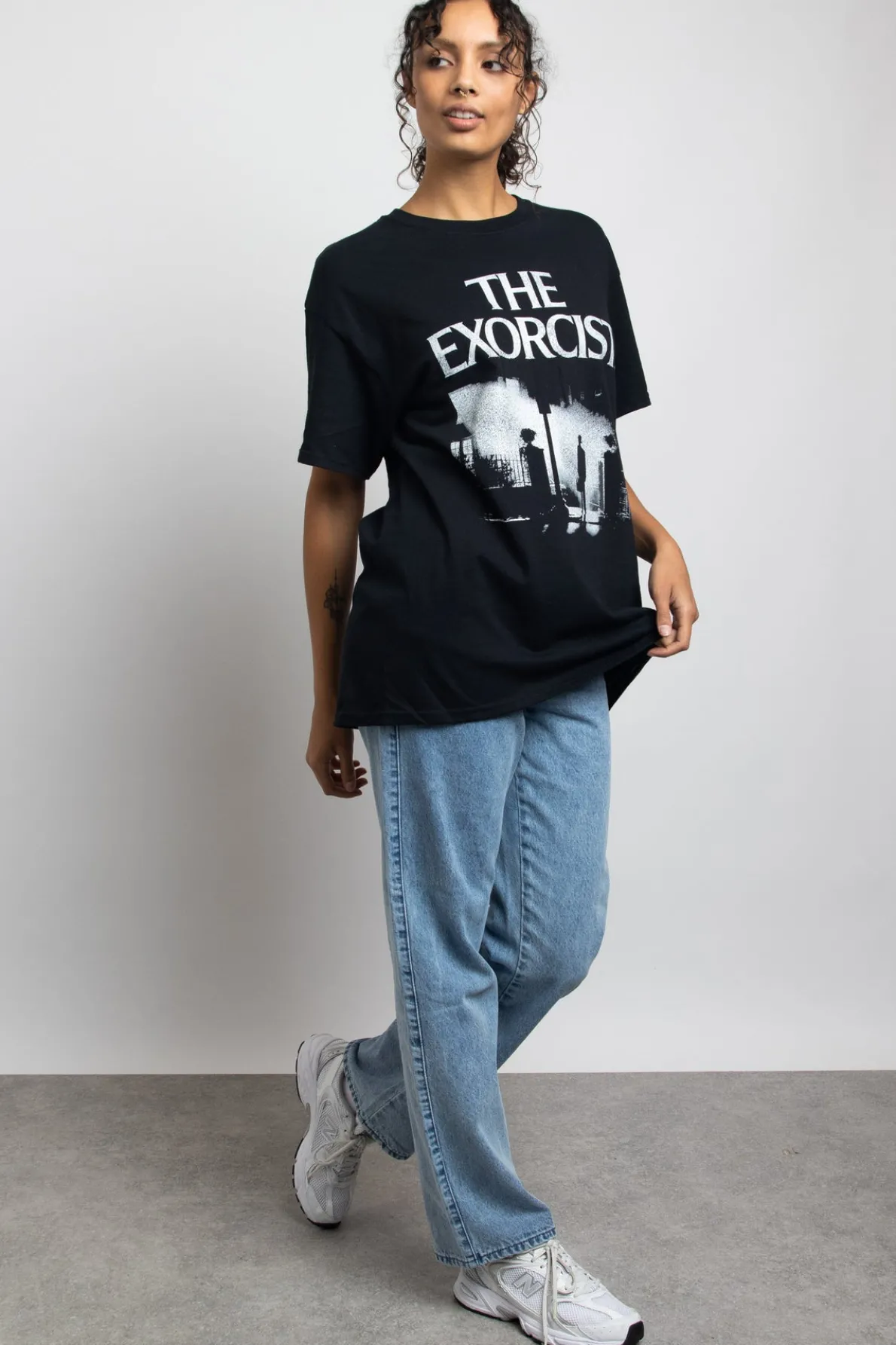 Daisy Street Relaxed T-Shirt with The Exorcist Graphic-Women Tops | T-Shirts