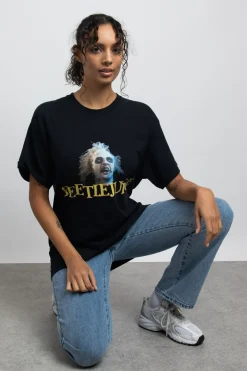Daisy Street Relaxed T-Shirt with Beetlejuice Graphic-Women Tops | T-Shirts