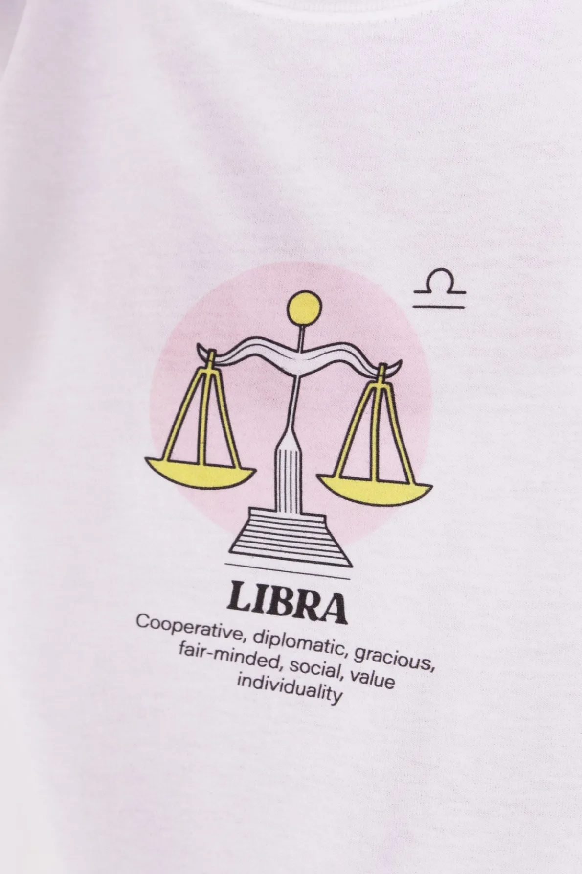 Daisy Street Relaxed T-Shirt with Libra Print-Women T-Shirts
