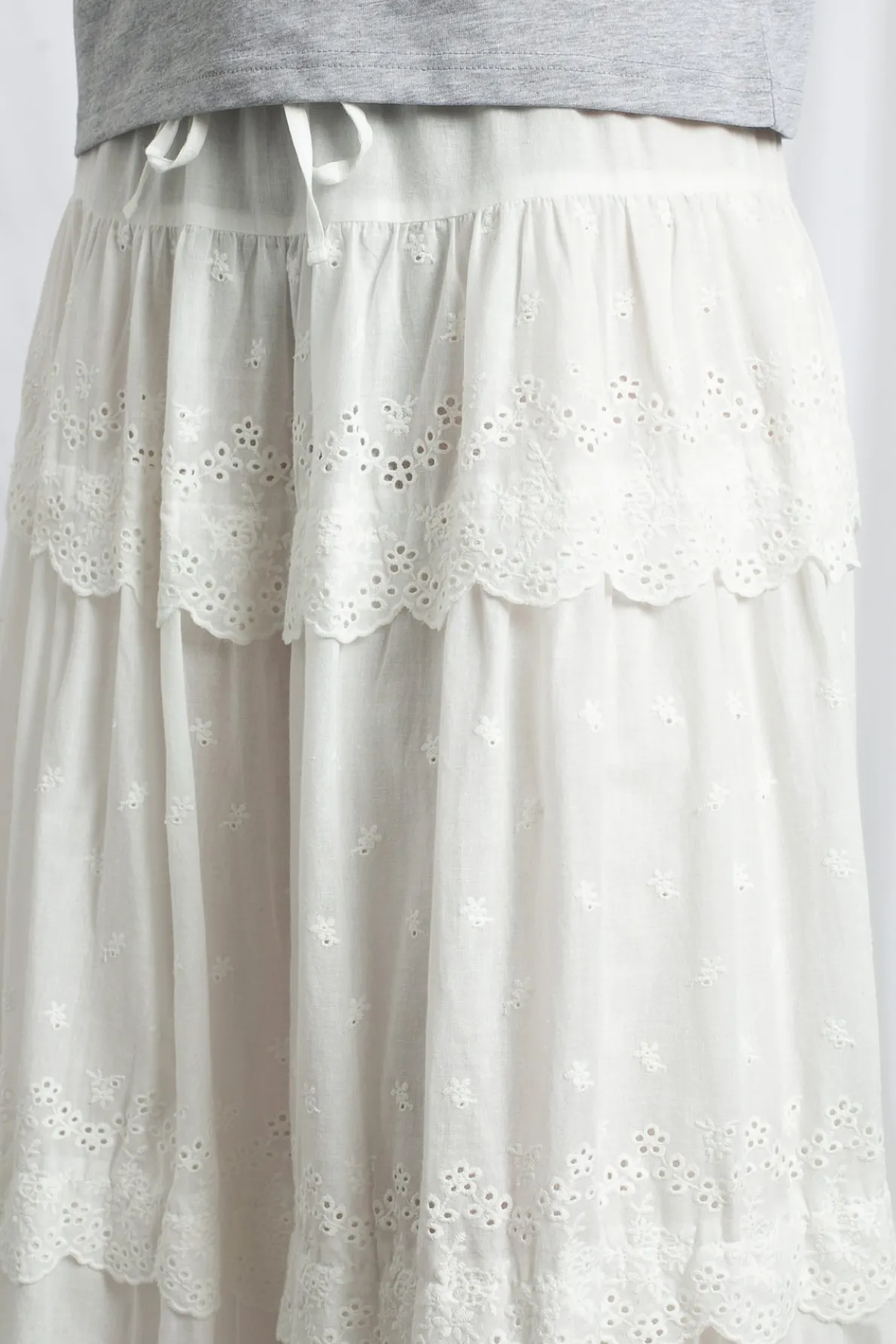 Daisy Street Three Tiered Maxi Skirt With Elasticated Waist And Broderie Trim-Women Skirts