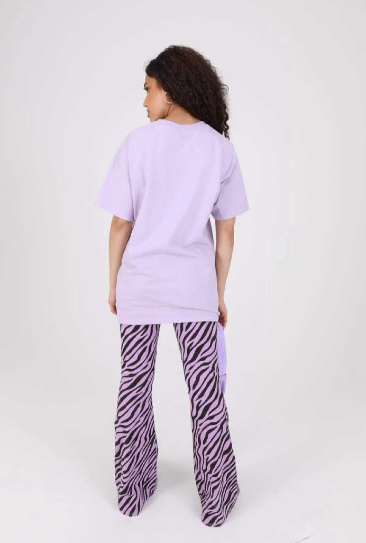 Daisy Street X Bratz Relaxed T-Shirt with Logo in Gradient Fuschia-Women T-Shirts