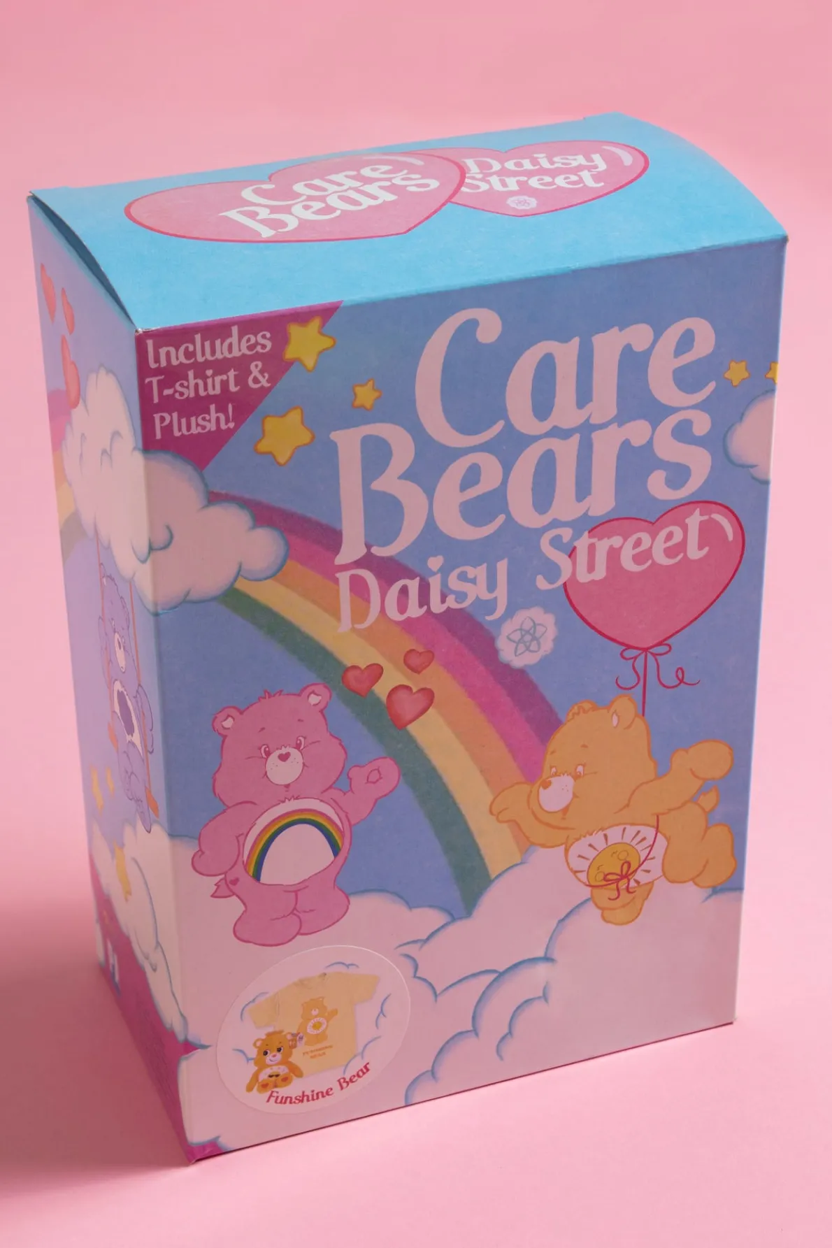 Daisy Street X Care Bears Relaxed with Plush Toy T-Shirt in Green-Women T-Shirts